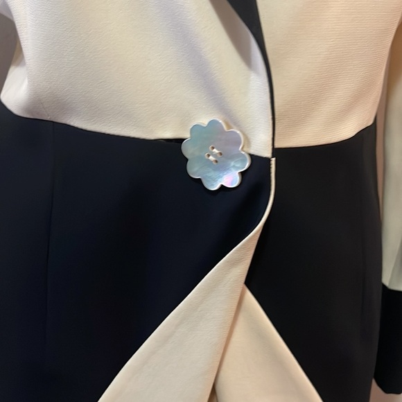 Moschino Couture Double Collar Tuxedo Jacket Ivory Black - Picture 5 of 16